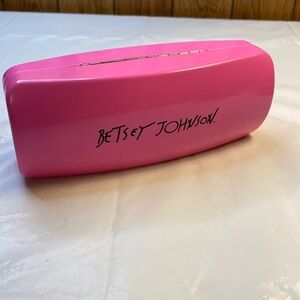 Betsy Johnson Hardshell Hot Pink Eyeglass Case